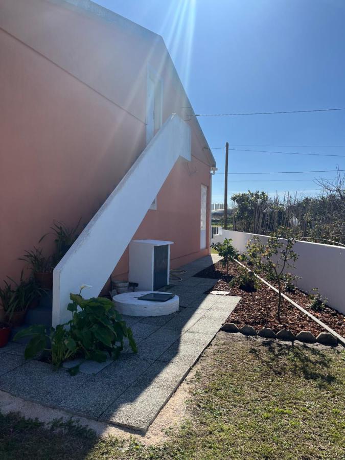 Moradia Alegre No Centro Da Vila Da Tocha. Exteriör bild